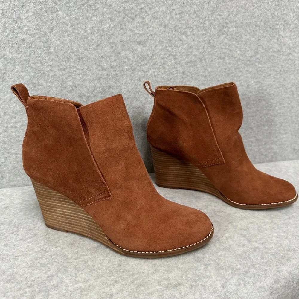 Lucky Brand Yoniana Womens 9.5 Brown Suede Wedge Ankle Booties LK-YONIANA Cognac